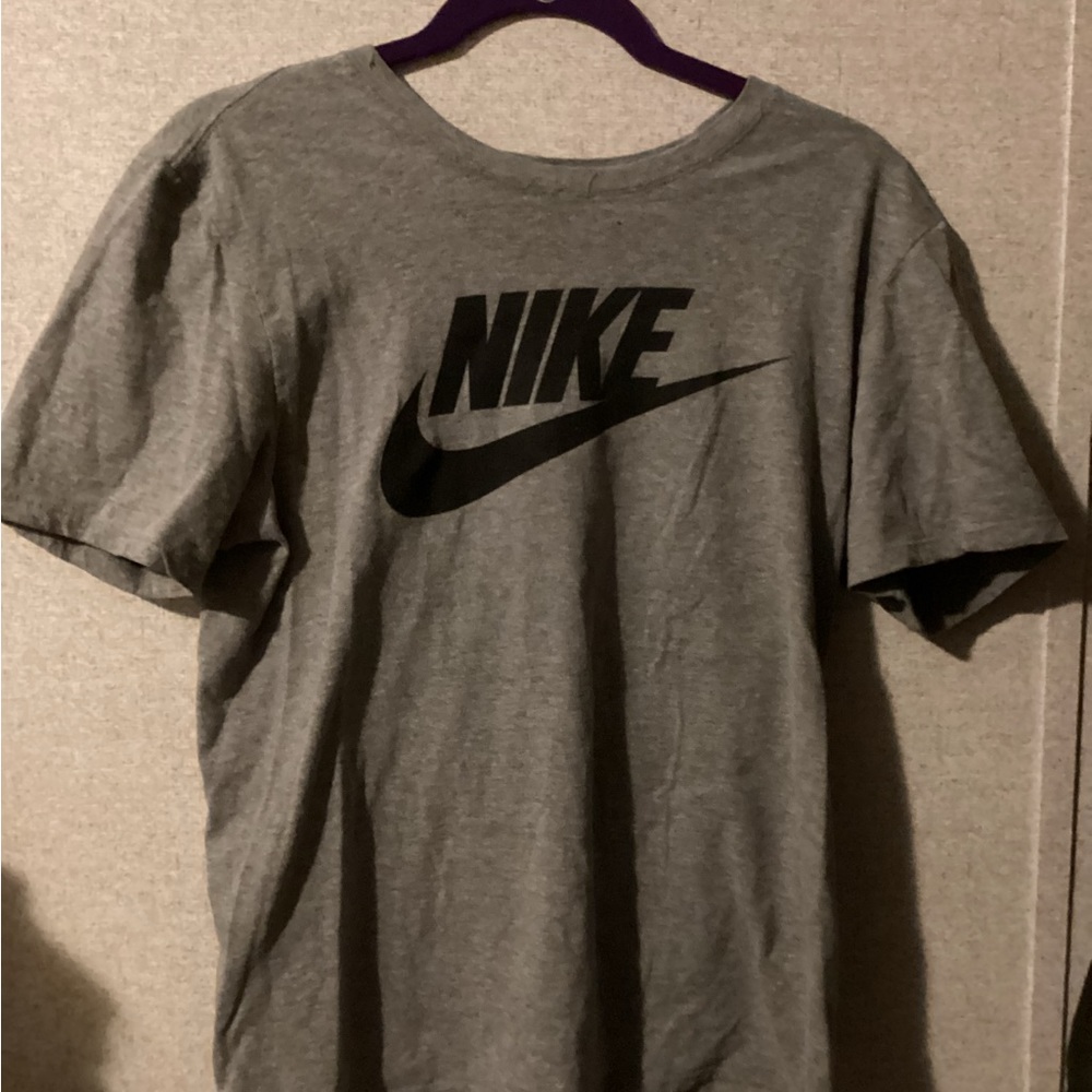 Nike tshirt Nike logo mens medium